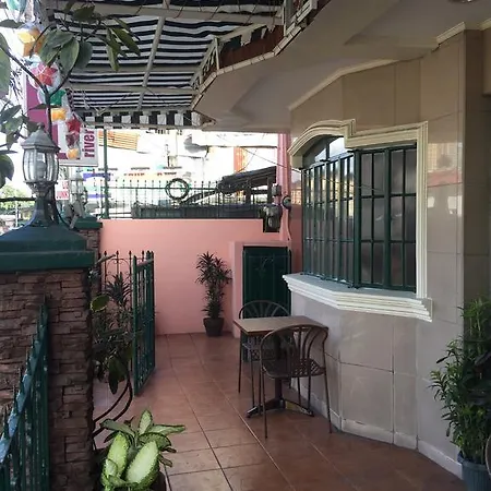 1 River Central Hostel-3